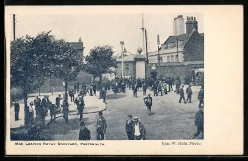 AK Portsmouth, Men leaving Royal Dockyard