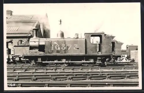 Foto-AK Englische Eisenbahn, Lokomotive No. 16373 der L M S