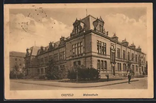 AK Crefeld, Webeschule mit Strassenpartie