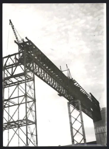3 Fotografien Henrich, Limburg / Lahn, Ansicht Limburg / Lahn, Bau der Autobahnbrücke