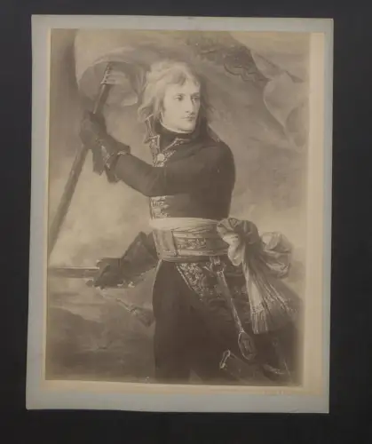 Fotografie Fotograf unbekannt, Portrait Napoleon Bonaparte, Bonaparte an der Brücke von Arcole nach Baron Gros