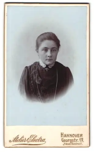 Fotografie Atelier Electra, Hannover, Georgstr. 17, Porträt einer jungen Frau