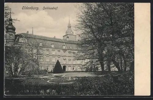 AK Oldenburg, Schlosshof
