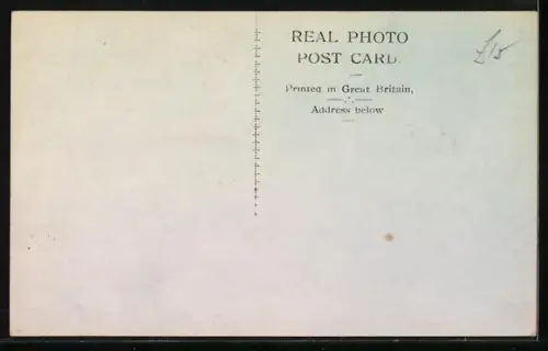 AK Roehampton, Street view in the village