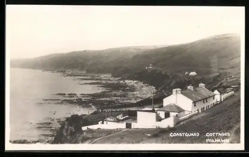 AK Polhawn, Coastguard Cottages