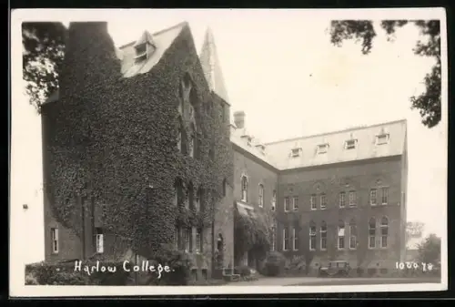 AK Harlow, Harlow College