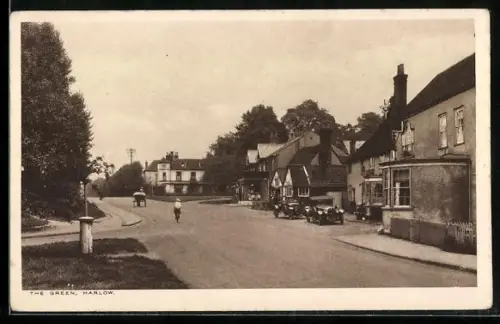 AK Harlow, The Green, Panorama