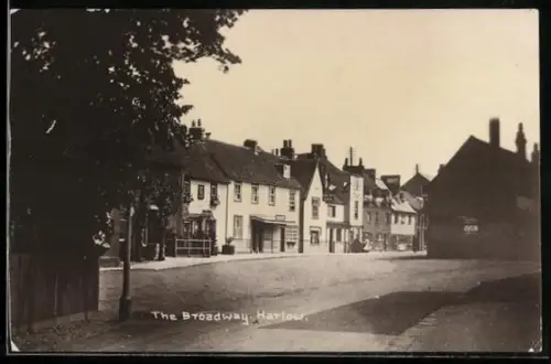 AK Harlow, The Broadway