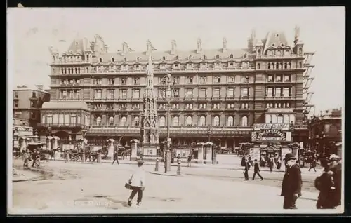 AK Charing Cross, Station