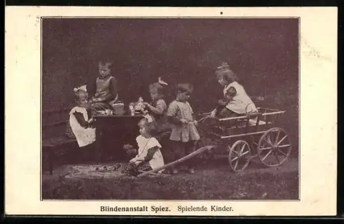 AK Spiez, Spielende Kinder in der Blindenanstalt