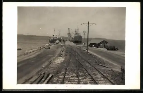 AK Nicaro, Panorama with ships