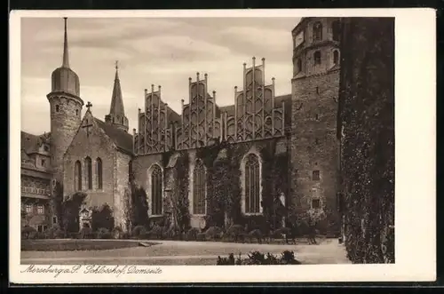 AK Merseburg / Sa., Schlosshof, Domseite