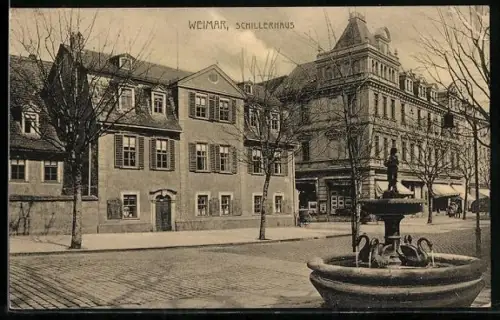 AK Weimar, Schillerhaus mit Brunnen