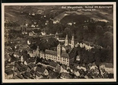 AK Bad Mergentheim, Schloss mit Kuranlagen vom Flugzeug aus