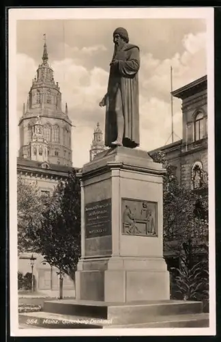 AK Mainz, Gutenberg-Denkmal m. Dom