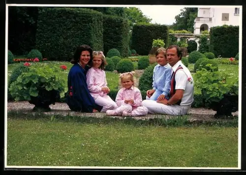 AK König Carl XVI Gustav, Königin Silvia und ihre Kinder Victoria, Carl Philip und Madeleine