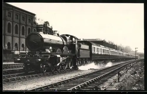 AK Britische Lokomotive Nr. 4044 der Great Western mit Personenzug, englische Eisenbahn