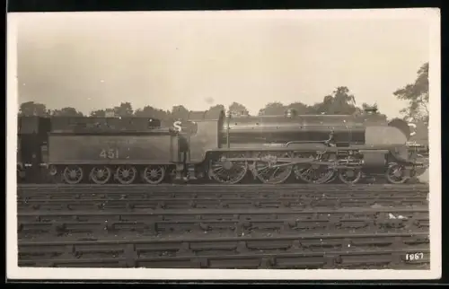 AK Britische Lokomotive Nr. 451 der Southern Railway mit Windleitblechen, englische Eisenbahn