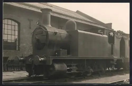 AK Britische Lokomotive Nr. 16172 der LMS in einem Bahndepot, englische Eisenbahn