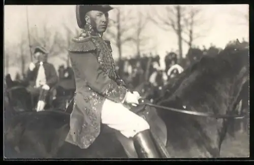 AK Gorinchem, Gorkum 1914, Kavalleriesoldaten in historischen Uniformen zu Pferde
