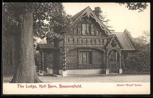 AK Beaconsfield, Hall Barn, The Lodge