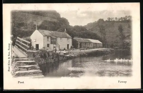 AK Fowey, Pont