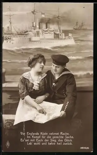 AK Vor Englands Küste nehmet Rache..., Matrose eines Kriegsschiffes mit seiner Liebsten betrachten Seekarte