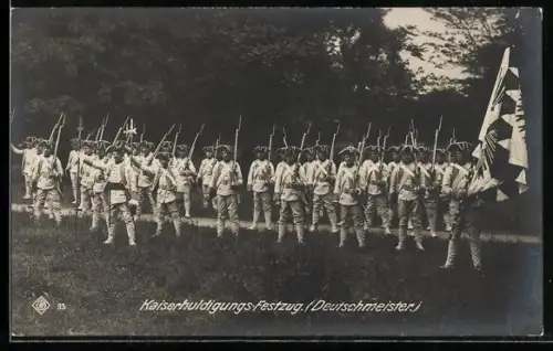 AK Kaiserhuldigungs-Festzug, Deutschmeister, bewaffnete Uniformierte