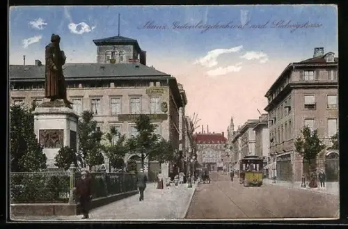 AK Mainz, Strassenbahn am Gutenbergdenkmal in der Ludwigstrasse