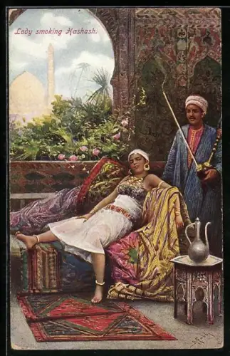 AK Junge Frau geniesst mit ihrem Mann eine Wasserpfeife