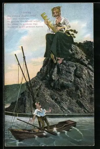 AK Bootsfahrer erschreckt sich vor auf Felsen sitzender, alter Frau mit kaputten Kamm, Parodie der Loreley