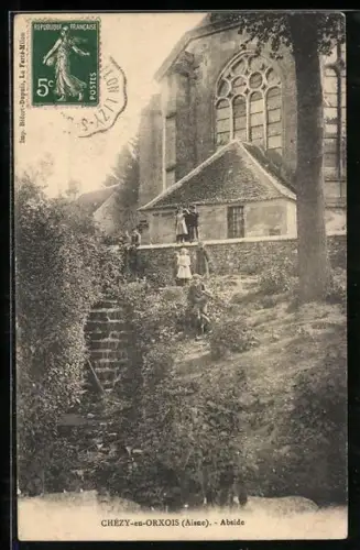 AK Chezy-en-Orxois, Abside, Kinder vor einem Haus