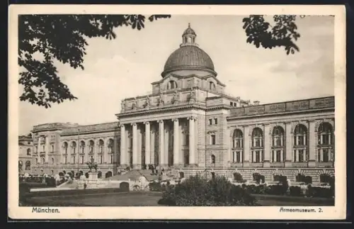 AK München, Blick zum Armeemuseum