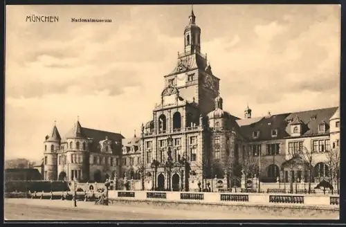 AK München, Blick zum Nationalmuseum
