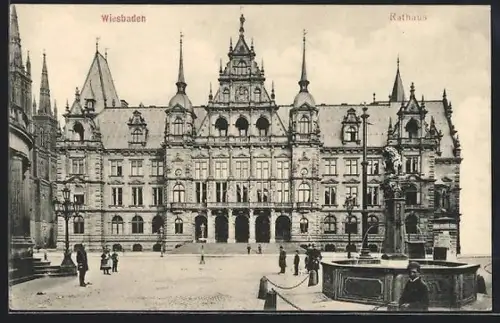 AK Wiesbaden, Rathaus und Brunnen