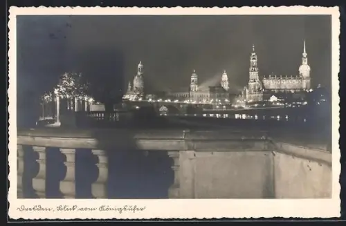 AK Dresden-Neustadt, Blick vom Königsufer bei Nacht
