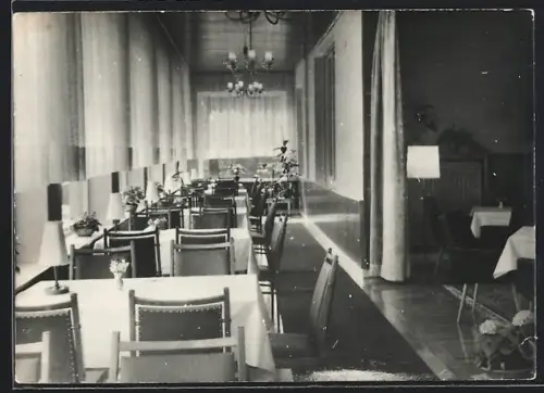 AK Alexisbad /Harzgerode, Hotel Linde, Cafe Exquisit F. W. Schulze, Innenansicht