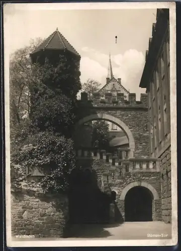 AK Wiesbaden, Partie am Römer-Tor