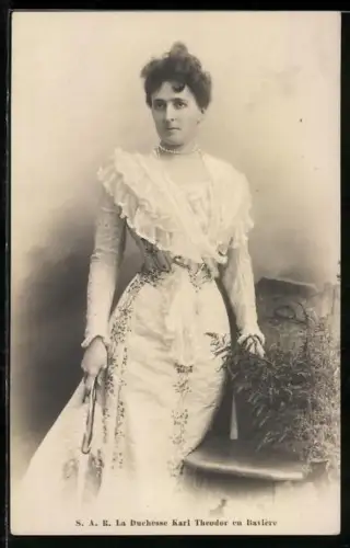 AK S. A. R. La Duchesse Karl Theodor en Bavière