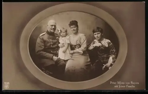 AK Prinz Alfons von Bayern mit Frau und Kindern