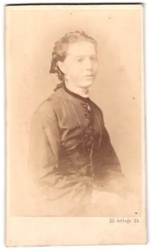 Fotografie J. Schulze, Heidelberg, Anlage 25, Porträt einer Dame