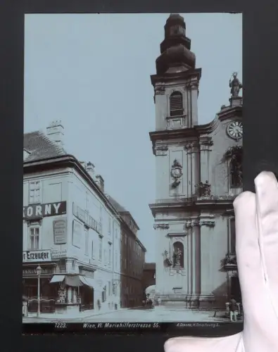 Fotografie A. Stauda, Wien, Ansicht Wien, Geschäft mit Blick in die Mariahilferstrasse 55, Grossformat 19 x 28cm