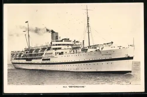 AK Britisches Passagierschiff M.V. Devonshire auf See