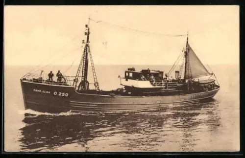 AK Fischtrawler Marie Elisa mit Kennung O.250 und Stützsegel, Fischerboot