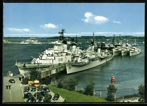 AK Kiel, Zerstörer Hamburg an der Tirpitzmole, Bundesmarine
