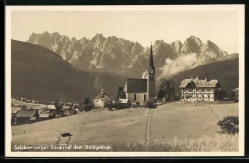 AK Gosau, Teilansicht mit Kirche und Stuhlgebirge