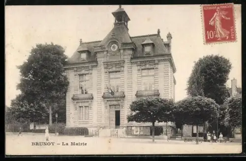 AK Brunoy, La Mairie, Rathaus im Sonnenschein