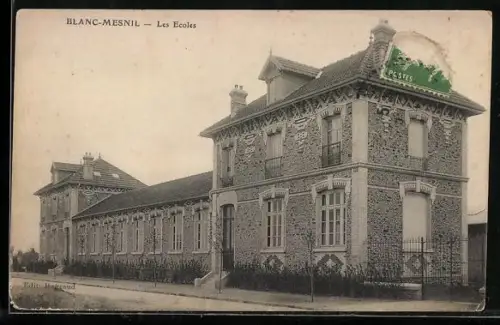 AK Blanc-Mesnil, Les Ecoles