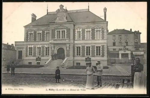 AK Milly, Hôtel de Ville