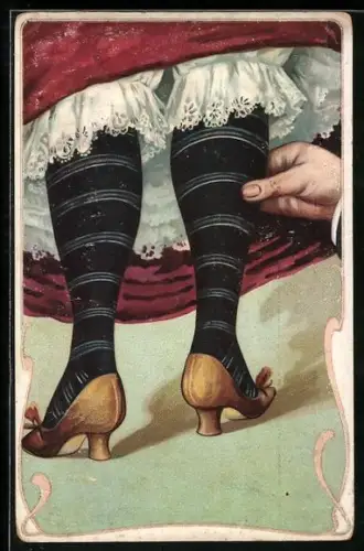 Künstler-AK Männerhand berührt prüfend die schönen Waden einer Frau